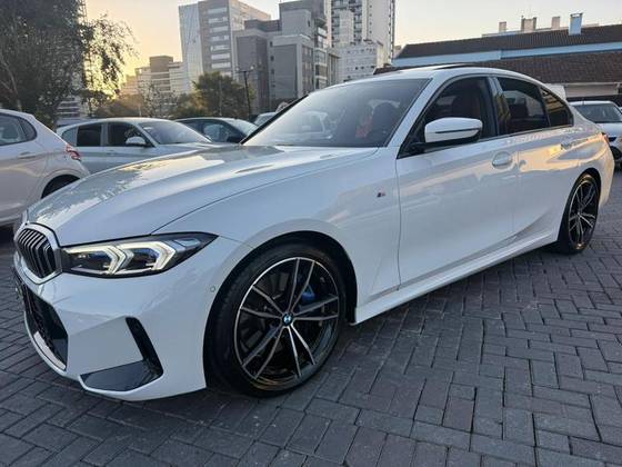 BMW 320i 2.0 16V TURBO FLEX M SPORT AUTOMÁTICO BMW 320i 2.0 16V TURBO FLEX M SPORT AUTOMÁTICO